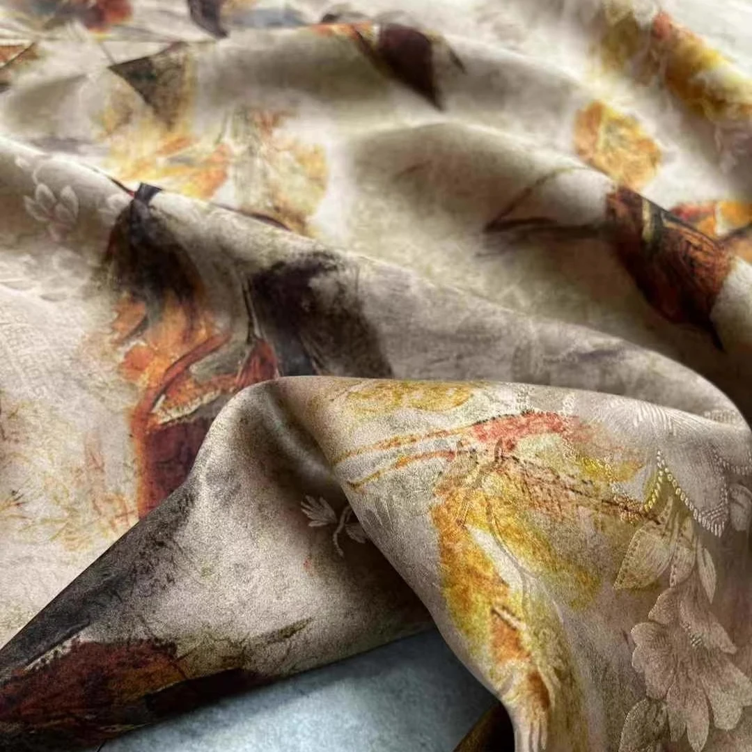 

Тяжелая шелковая ткань шириной 114 см шириной 25 мм с принтом коричневых листьев для летнего платья, юбки, рубашки, блузки, ткань для шитья своими руками R2035