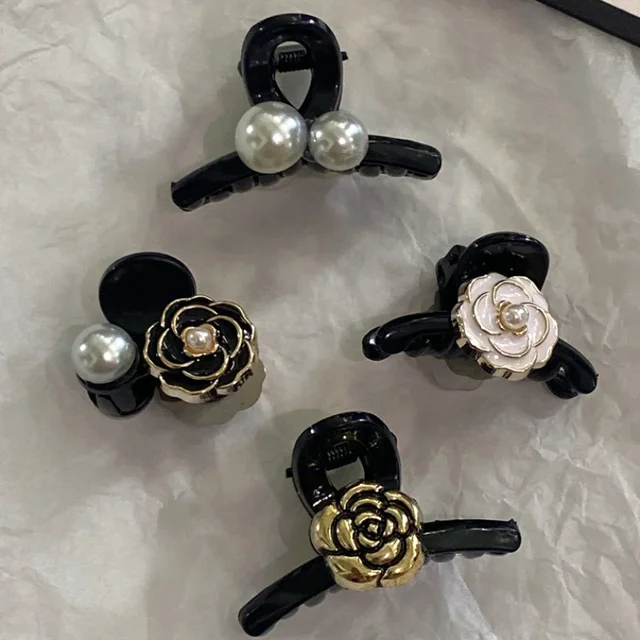 Retro perła kamelia kwiat spinka do włosów małe urocze spinki do włosów Barrettes klips rekina nakrycia głowy koreańskie akcesoria do włosów dla kobiet