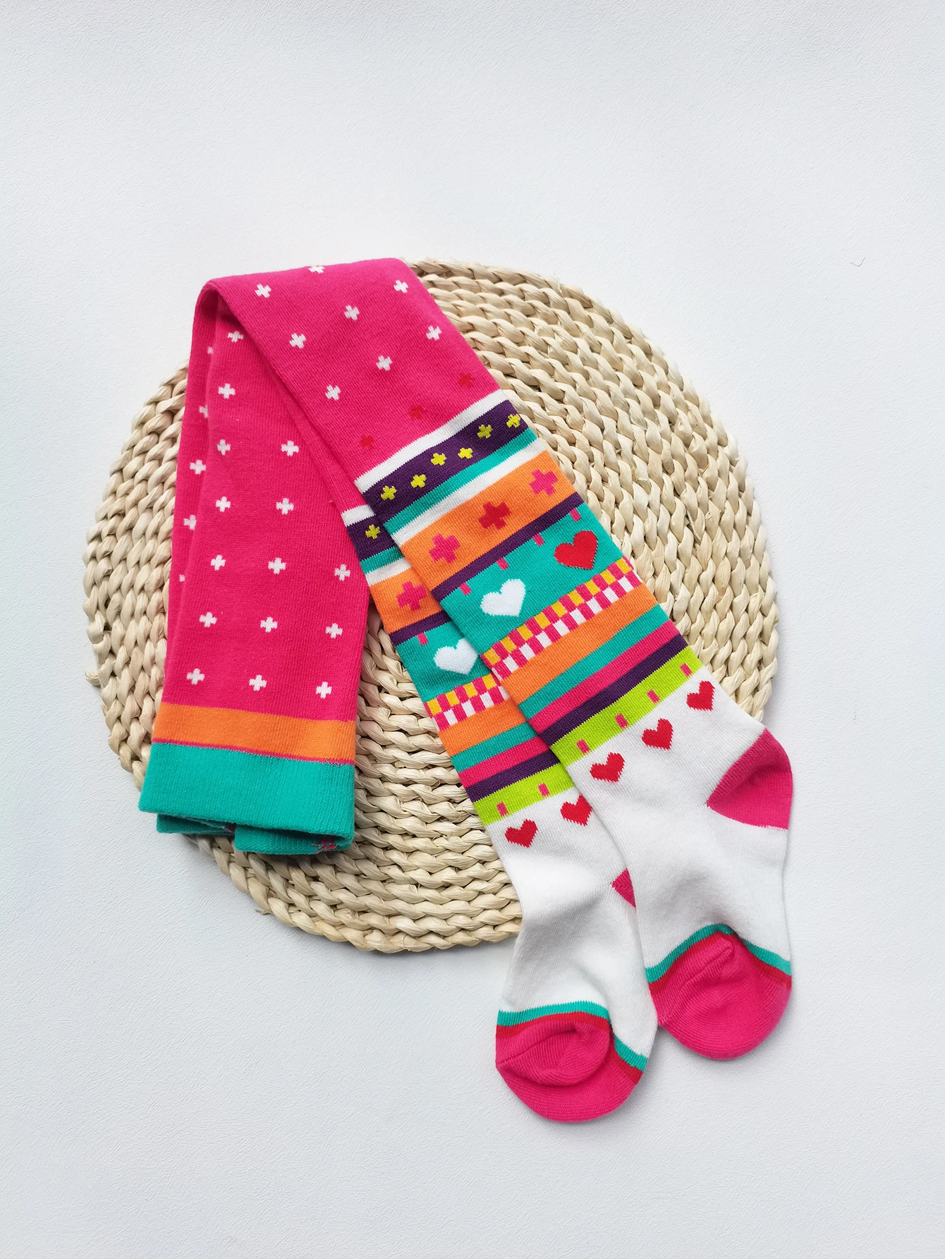 1 Stück Niedliche Gestreifte Strumpfhose mit Herzchen und Blumen für Mädchen, Weiche Dehnbare Kinderstrumpfhose für Kleine Mädchen zum Täglichen Ankleiden – Detail 15