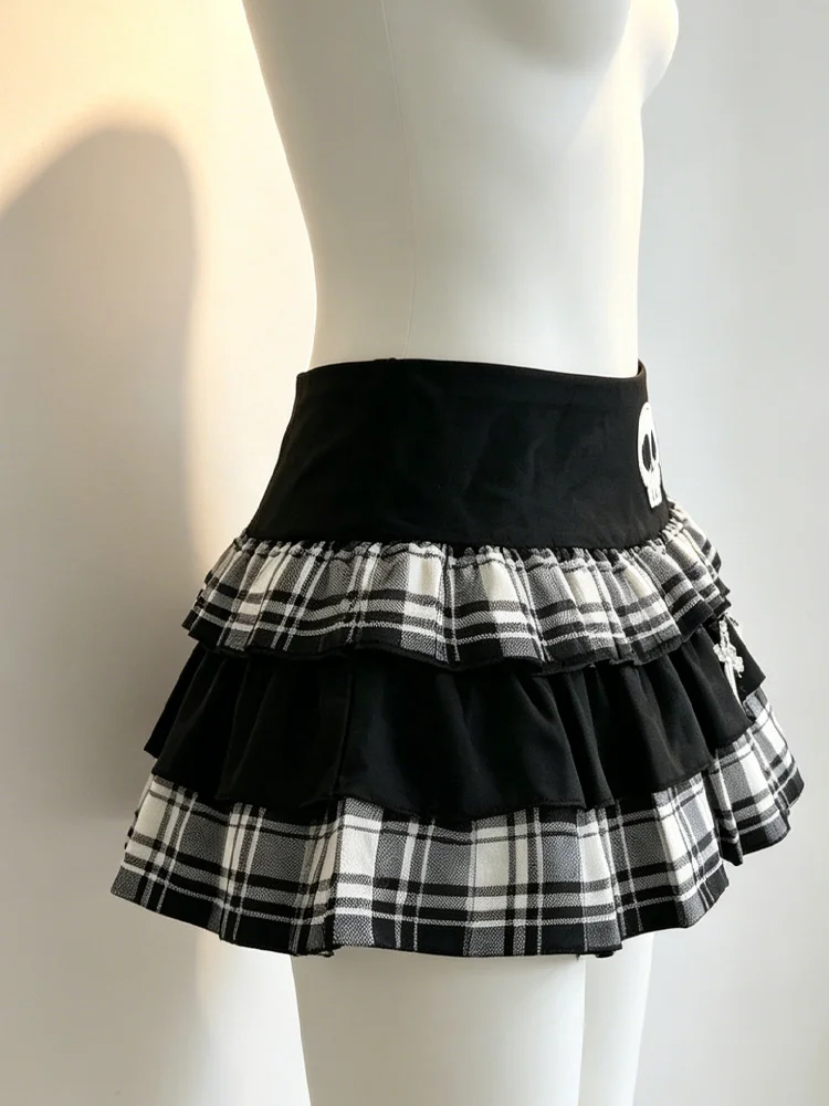 

Y2K Sweet Cool Spicy Girl Printed Multi layer Skeleton Head pleated Short Skirt Contrasting Color Plaid Half Skirt Without Cross