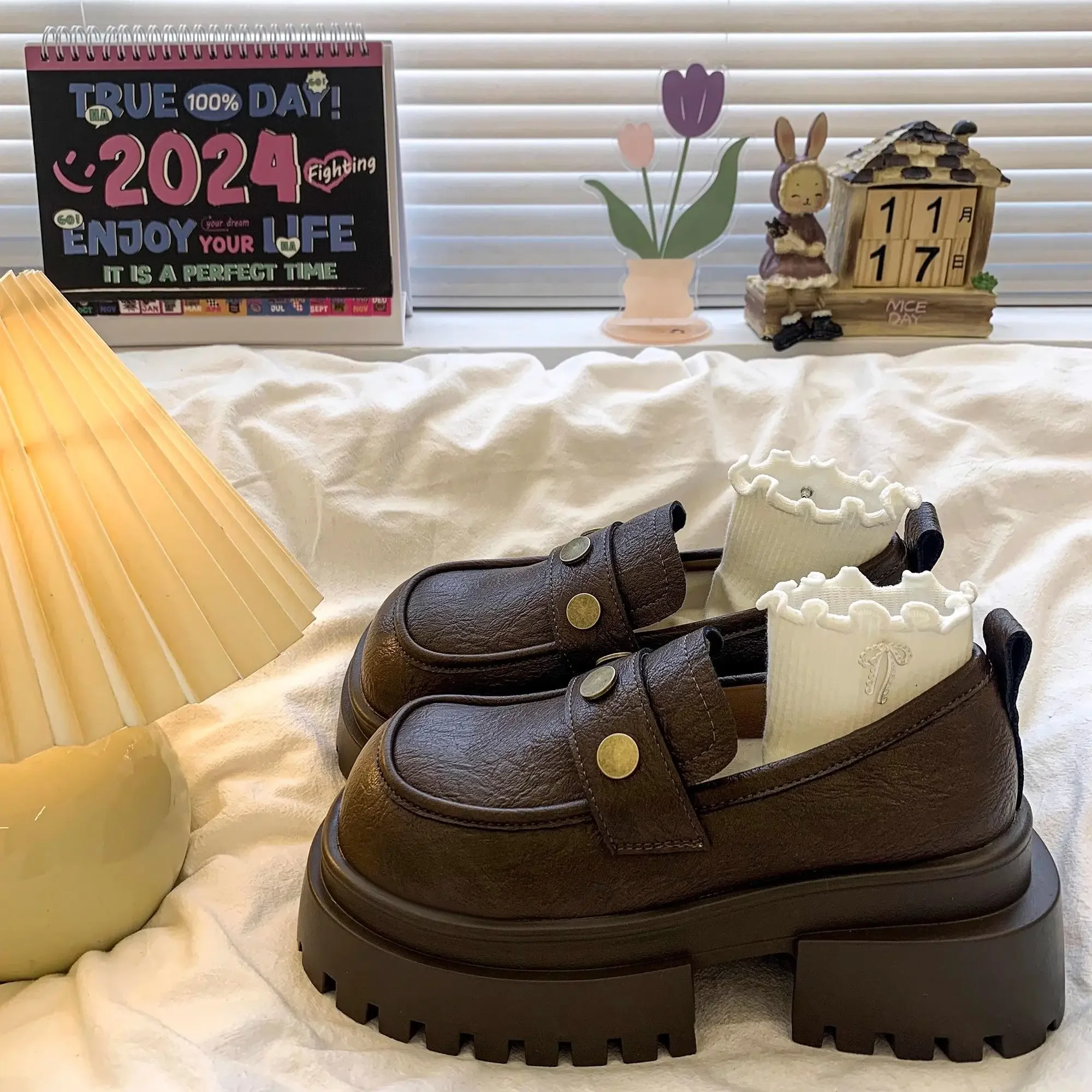 

Retro Toe Thick Sole Height Increasing Loafers 2025 Spring Summer New Arrival Versatile British Style Women Leather Shoes