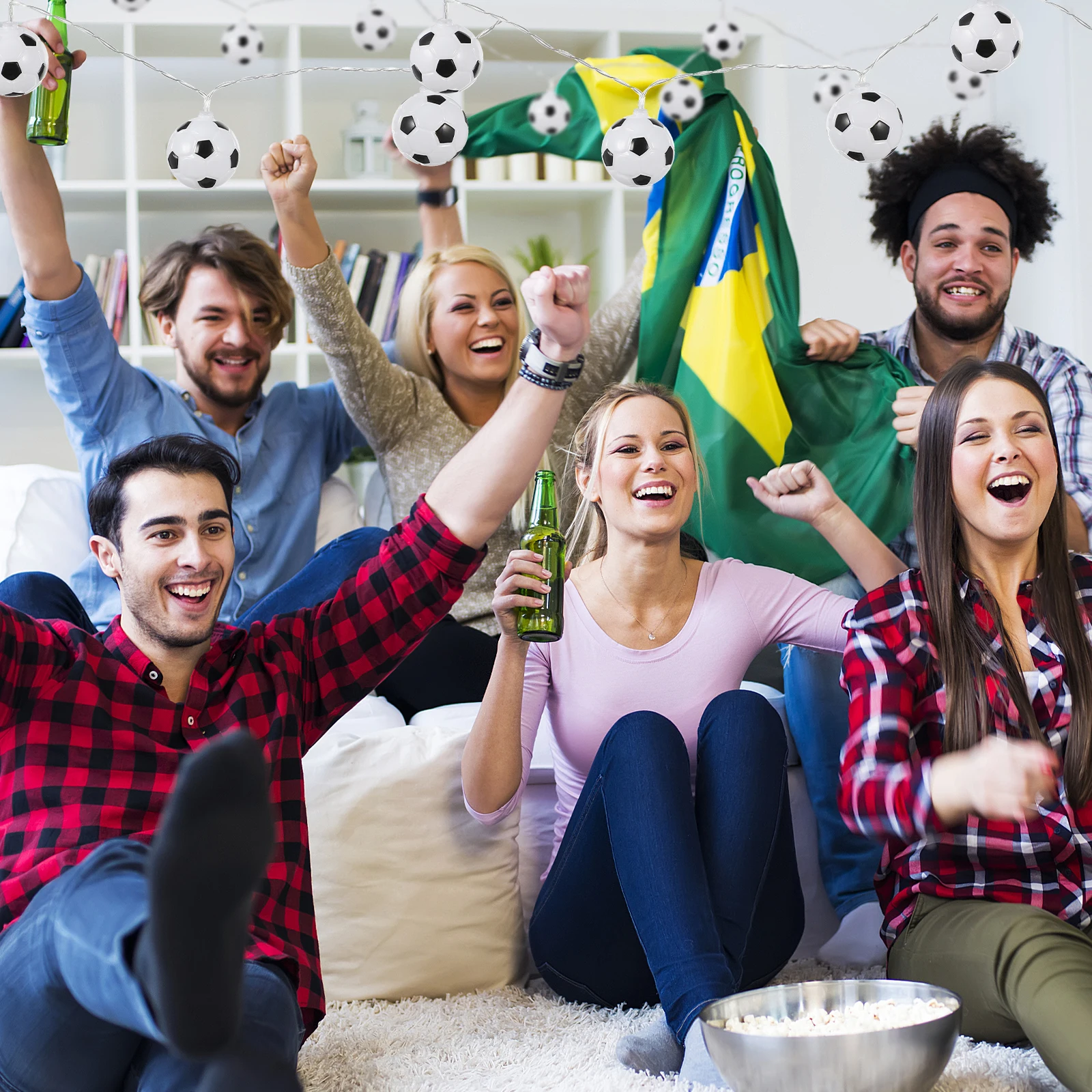 

Football Shaped String Light 3M 20 Leds USB Creative Theme High Brightness Low Power Consumption Decorative Lamp String for Bar