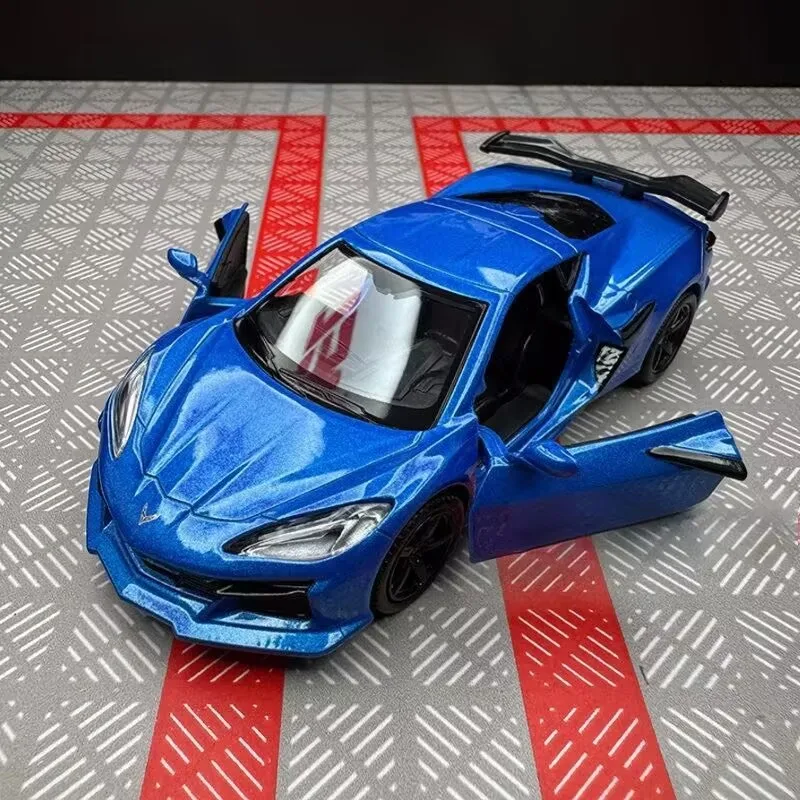 

1:36 Chevrolet Corvette Z06 модель спортивного автомобиля из сплава, литая под давлением металлическая супергоночная машина, модель автомобиля, высокая имитация, детские игрушки, подарок