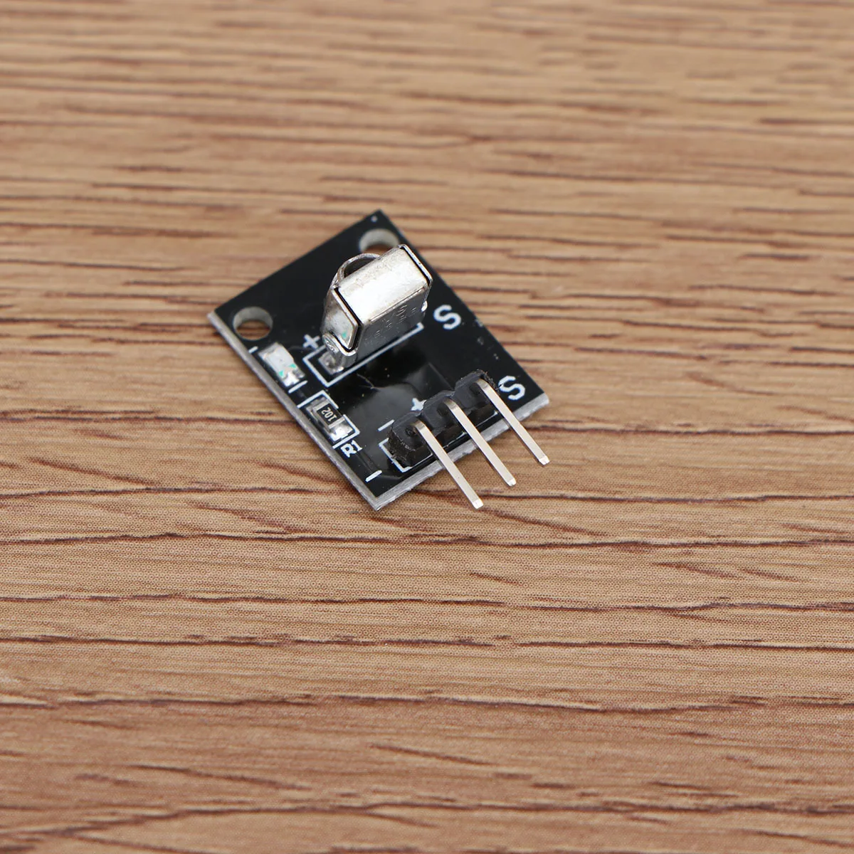 

Mini Ultrathin Infrared Remote Set Wireless Ir Receiver Module 8m Range Indoor Device Control Kit Wireless Remote Set