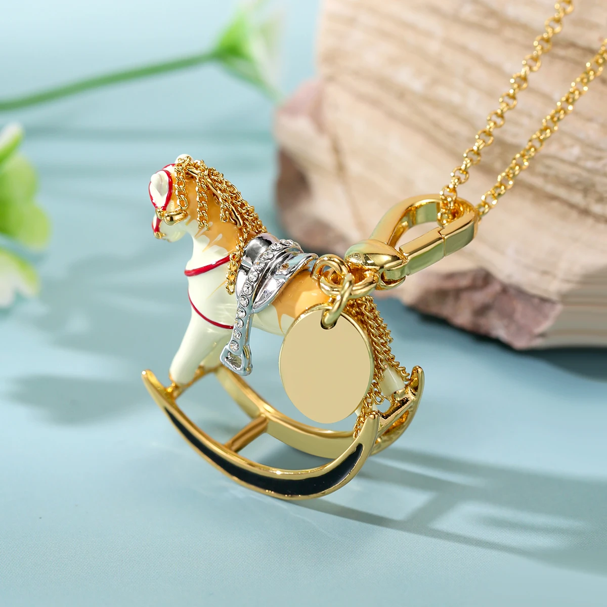 1Pc Fashion Niche Enamel White Pony Pendant Necklace for Women Cool Cute Party Jewelry Keychain Pendant Halloween Gifts