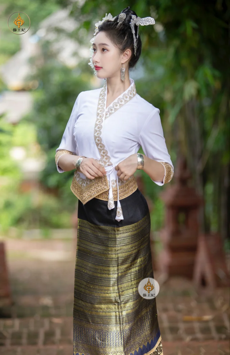 white christmas dresses RaanPahMuang Luxurious Traditional Thai Clothing Silk Dress Chinese Front Cut Outfit Chinese Collar