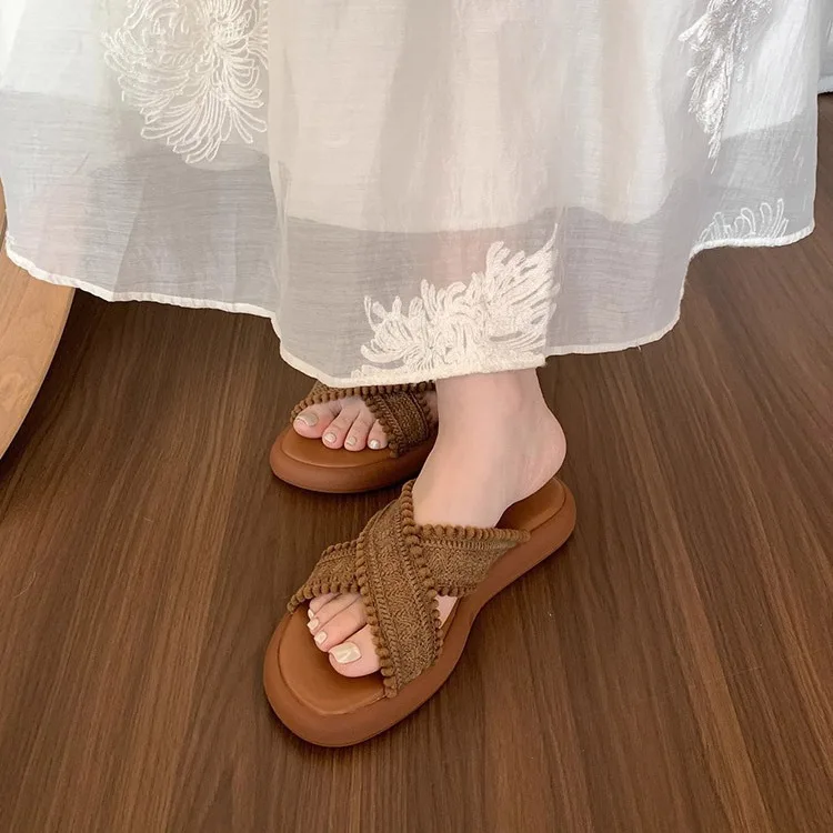 Sandal rumah Rendah sepatu Platform wanita 2024 ukuran besar Penyu Pantai wanita lembut Sabot karet Hoof Heels Roma selip kulit PU Sy