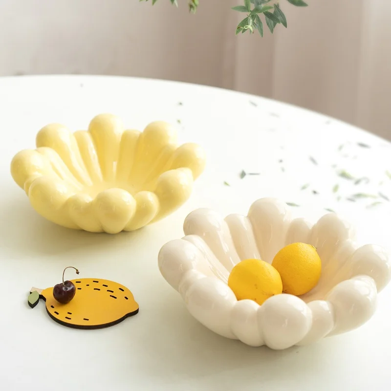 

Flower Shaped Ceramic Fruit Plate Dining Plates Candy Tray Snack Bowl Dried Fruit Tray Dessert Plate Dim Sum Dish Cake Plates