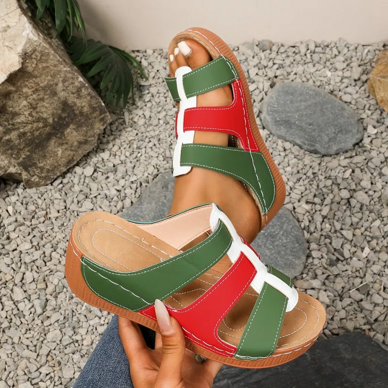 أحذية السيدات 2025 إسفين الصنادل النسائية الصنادل الرومانية غير رسمية الإناث مختلط الألوان المفتوحة تو أحذية المرأة الصيف منصة Sandalias