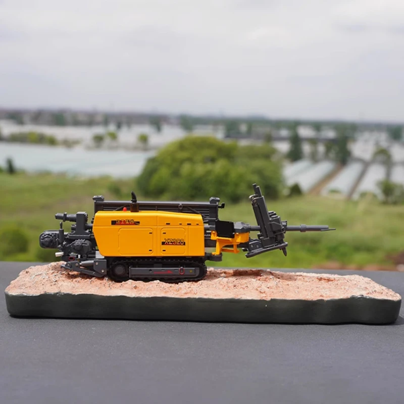 1:35 Scale XCMG XZ320 Horizontal Directional Drilling Rotary Drilling Rig Alloy Construction Machinery Model Gift Collection