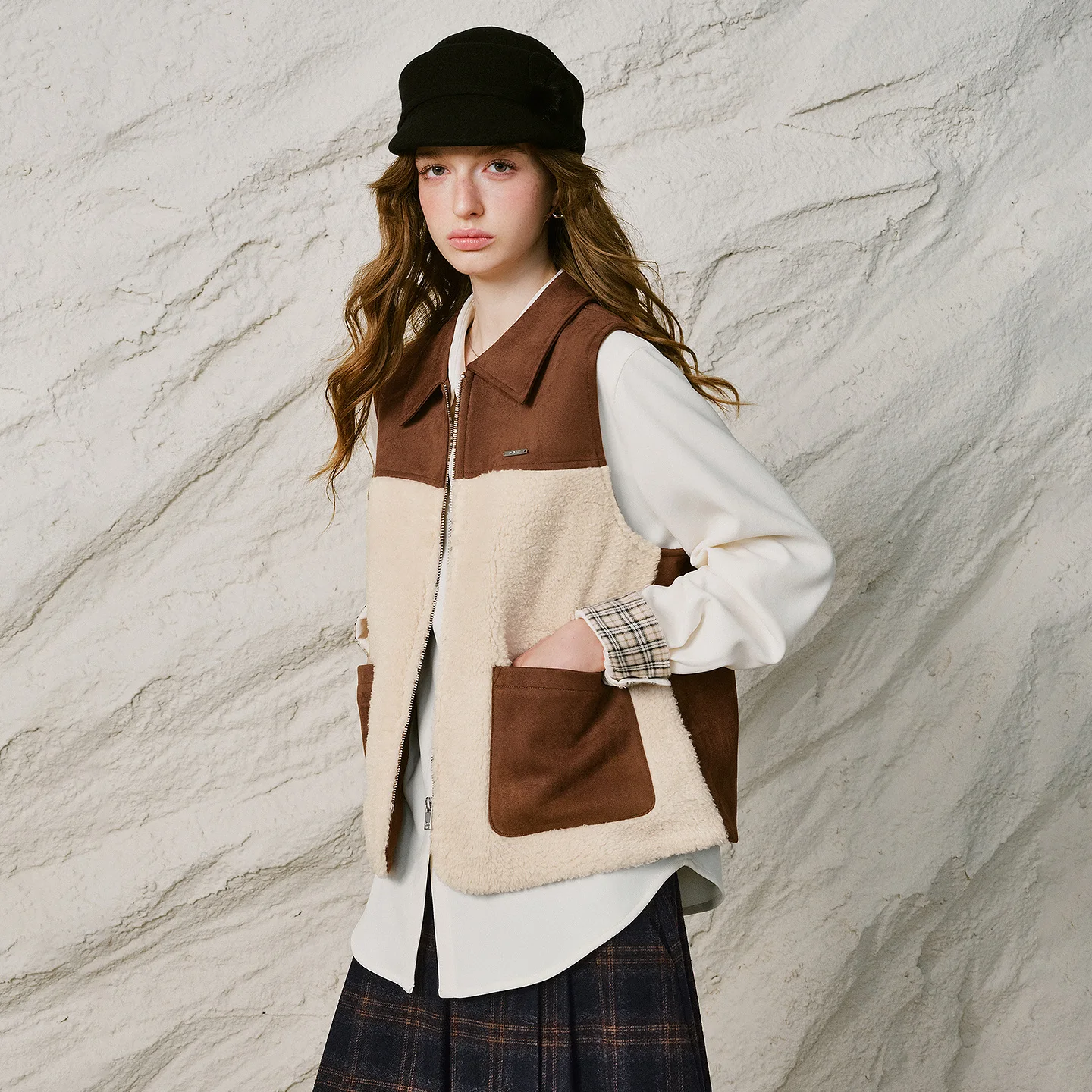 TOYOUTH Women Vest 2026 Winter New Vintage Nomadic Suede Spliced Fleece Loose Color Block Outerwear