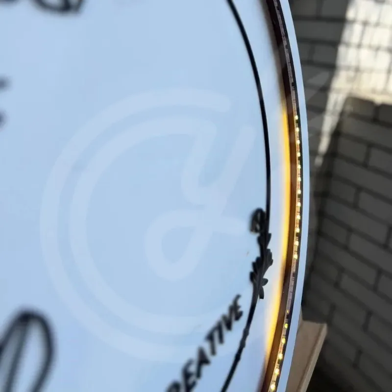 ป้ายแบ็คไลท์โลโก้ 3D แบบกําหนดเอง ป้ายเรืองแสง Lightbox ธุรกิจหน้าร้านพร้อมข้อความไฟ LED บนจอแสดงผลโลโก้ป้าย