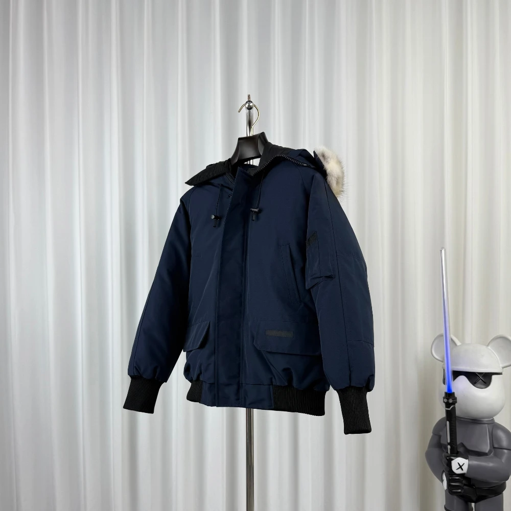 سترة نسائية سميكة طويلة أسفل العلامة التجارية الفاخرة طول الركبة المتضخم الشتاء مصمم معطف دافئ يندبروف مريح البخاخ 2025 الاتجاه #2