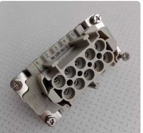 

Connector CNEF-10-T female core CNEM-10-T male core