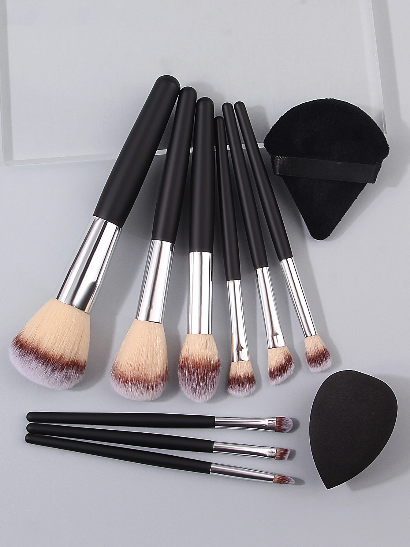 9PCS Black wooden-handled makeup brush set, loose powder, blush, eyeshadow brush, sponge makeup egg + triangular powder puff