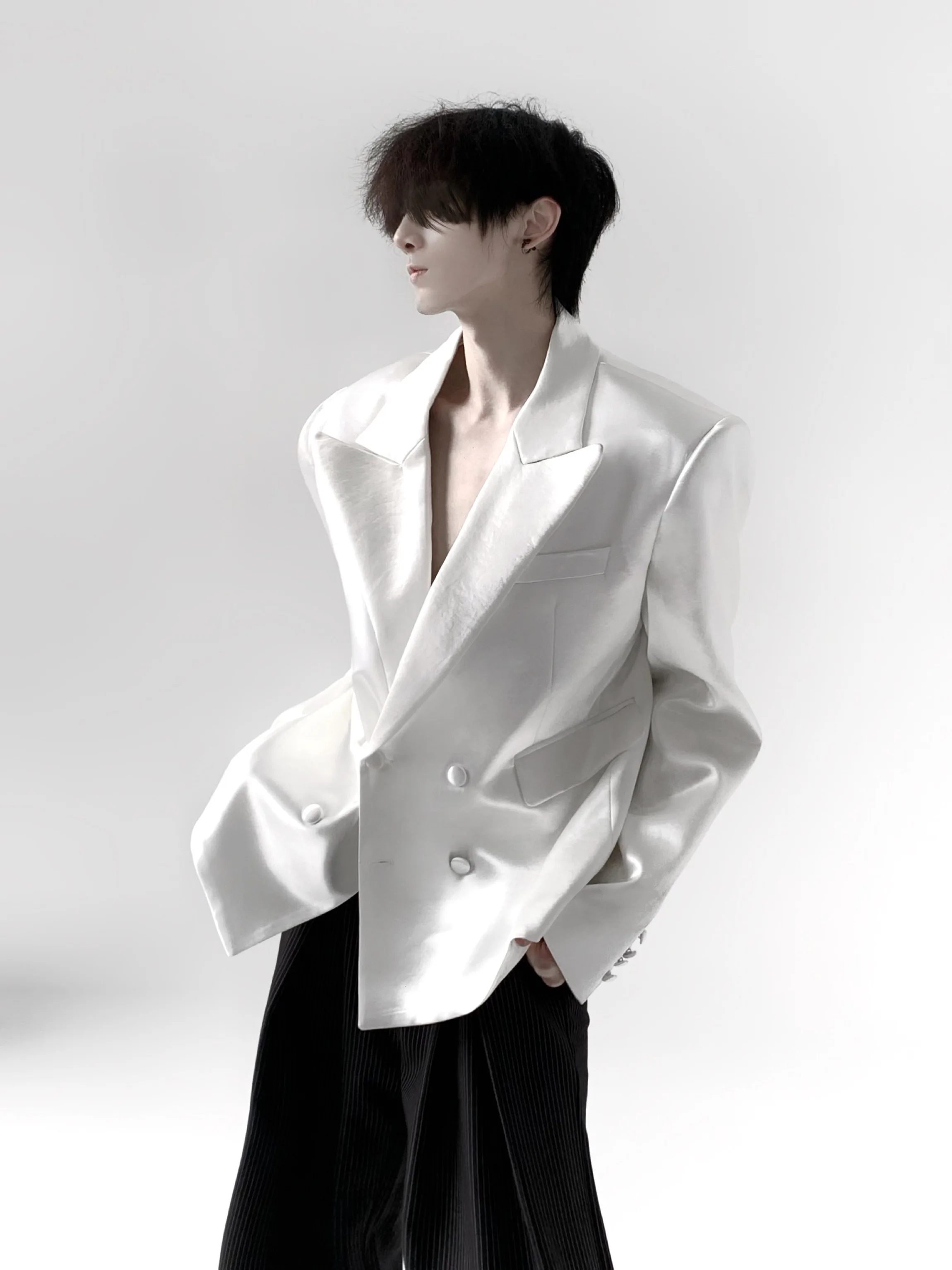 Autumn Mountain Wind High Intelligence Elegant Vinegar Satin Waist-Cinching Shoulder-Padded Men's Casual Suit Jacket Cool Han...