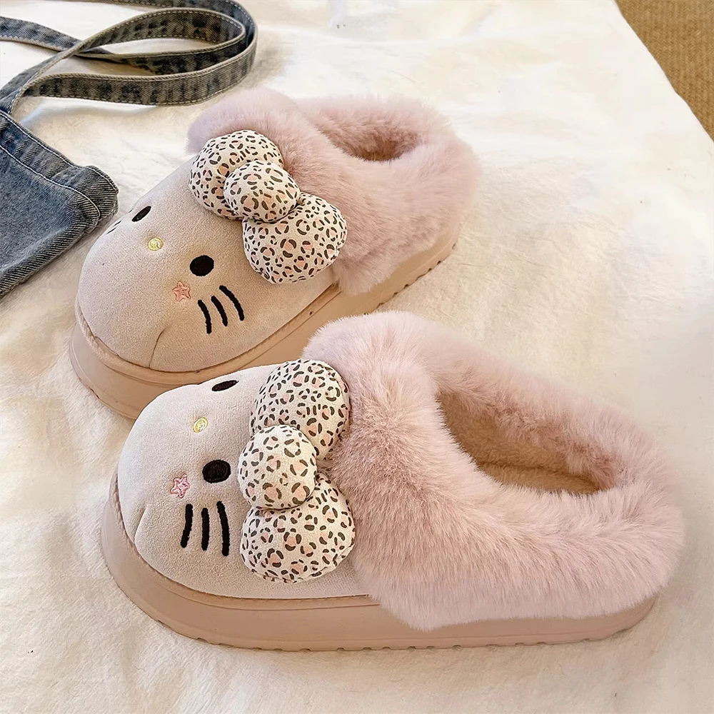 

Женские плюшевые тапочки с рисунком «Hello Kitty», Kawaii Sanrio, зимние домашние теплые нескользящие тапочки, хлопковые милые домашние тапочки для девочек