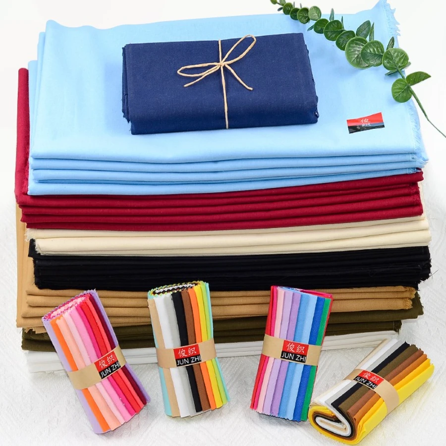 قطع صغيرة من نسيج القطن بلون سادة يمكنك صنعها بنفسك ملابس دمى من القماش المرقعة باللون الأبيض والأحمر والأسود قطع صغيرة كاملة