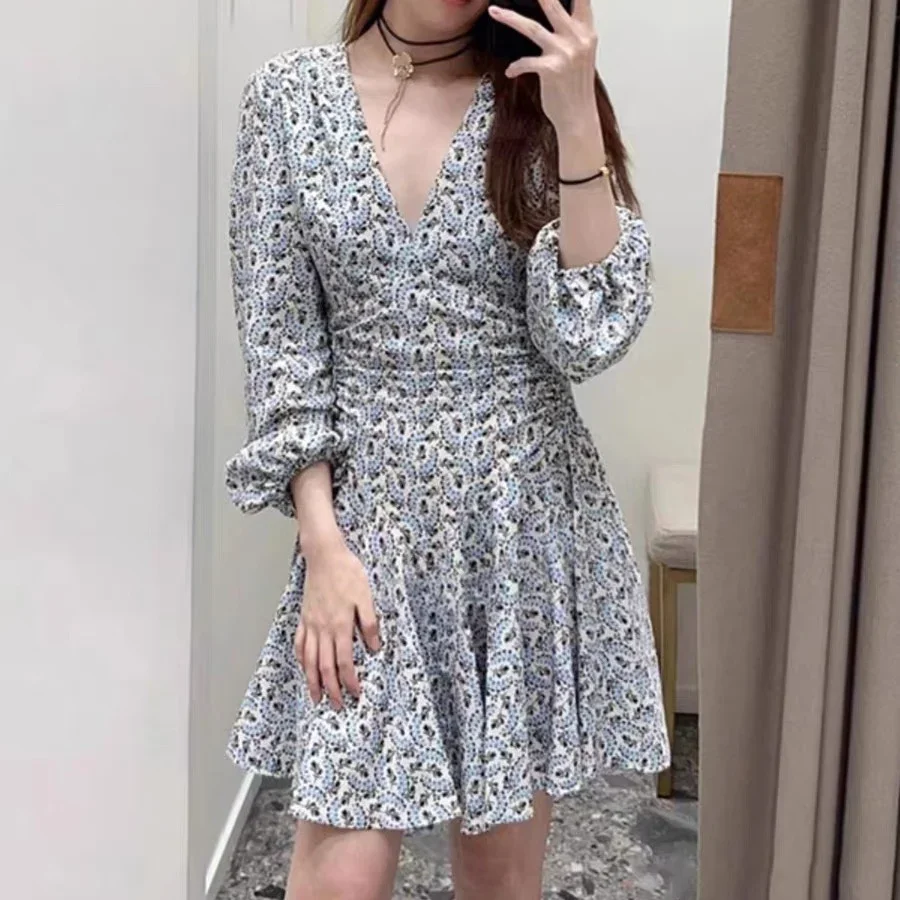 

Women Floral Printed Mini Robe V-Neck Long Sleeve Pleated High Waist Vintage Spring 2024 Dress