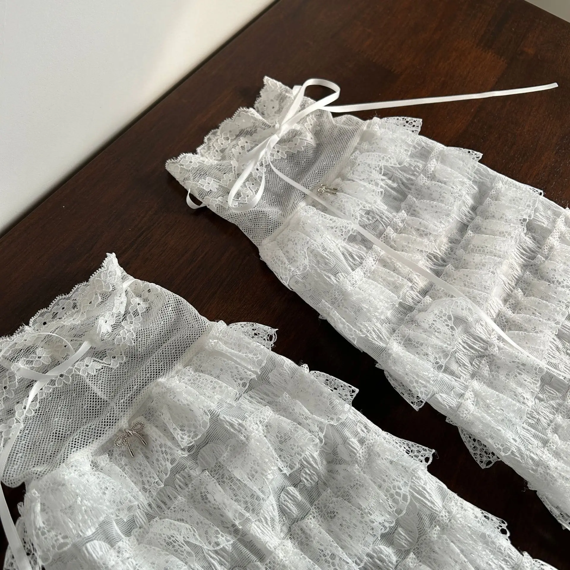 2025 polyvalent nouveau mignon étudiant Lolita princesse blanc dentelle jambe couverture Lolita gâteau maille bas couverture