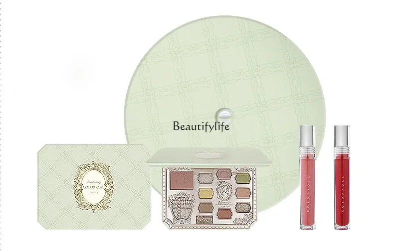 

Makeup Set Lipstick Blush Highlight Eyeshadow Lip Lacquer Spring and Summer Beauty Makeup