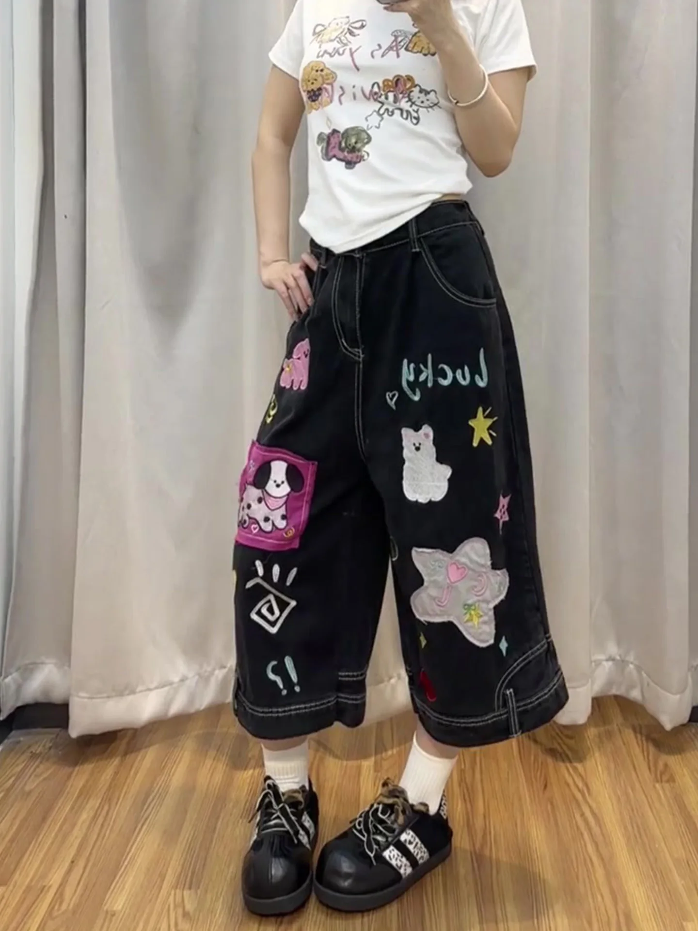 

Джинсы в непринужденном стиле с ретро-мультяшным принтом, женские, летние, новые, для фигуры типа «груша», больших размеров, утягивающие, свободные, средней длины