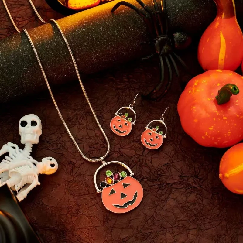 

Halloween Creative Pumpkin Oil-Drip Pendant Necklace And Earring Set Elegant Women's Versatile Daily Accessory Unique Jewelry