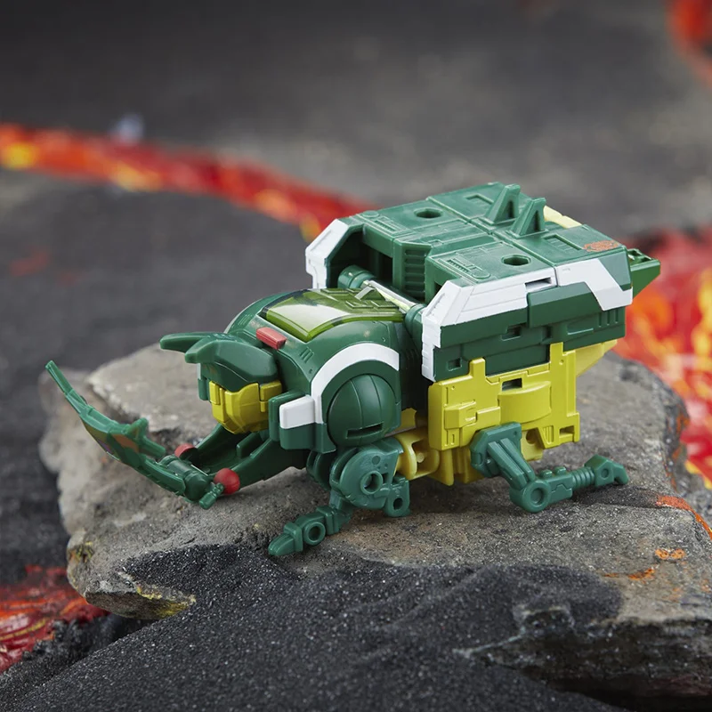 

New Original Hasbro Transformers Legacy United Doom'n Destruction Collection 3-Pack Chop Shop Barrage Action Figure Model