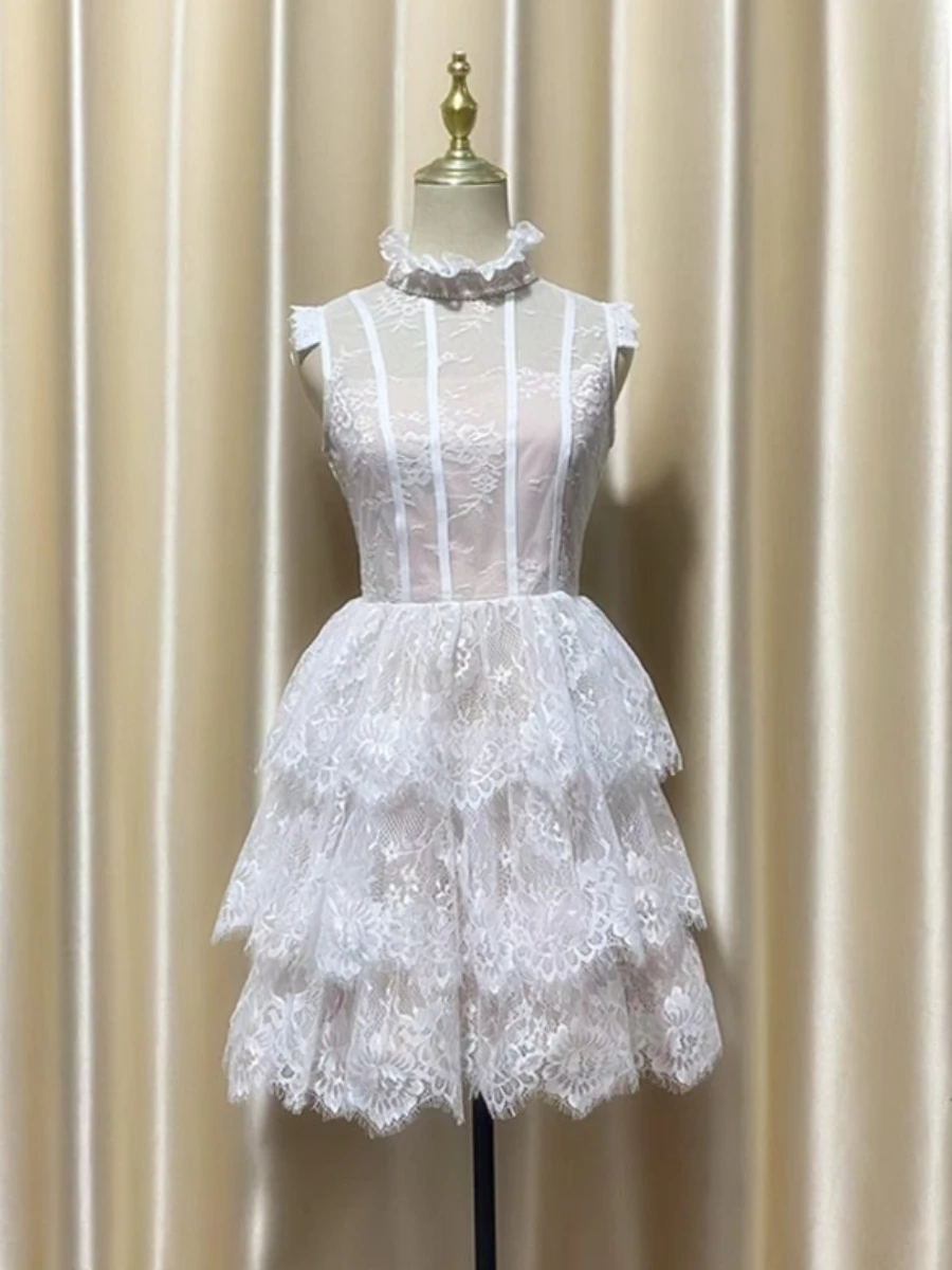 TWOTWINSTYLE, Mini vestidos lisos adelgazantes de encaje empalmado para mujer, cuello redondo, sin mangas, Patchwork, volantes, vestido plegable para mujer, nuevo