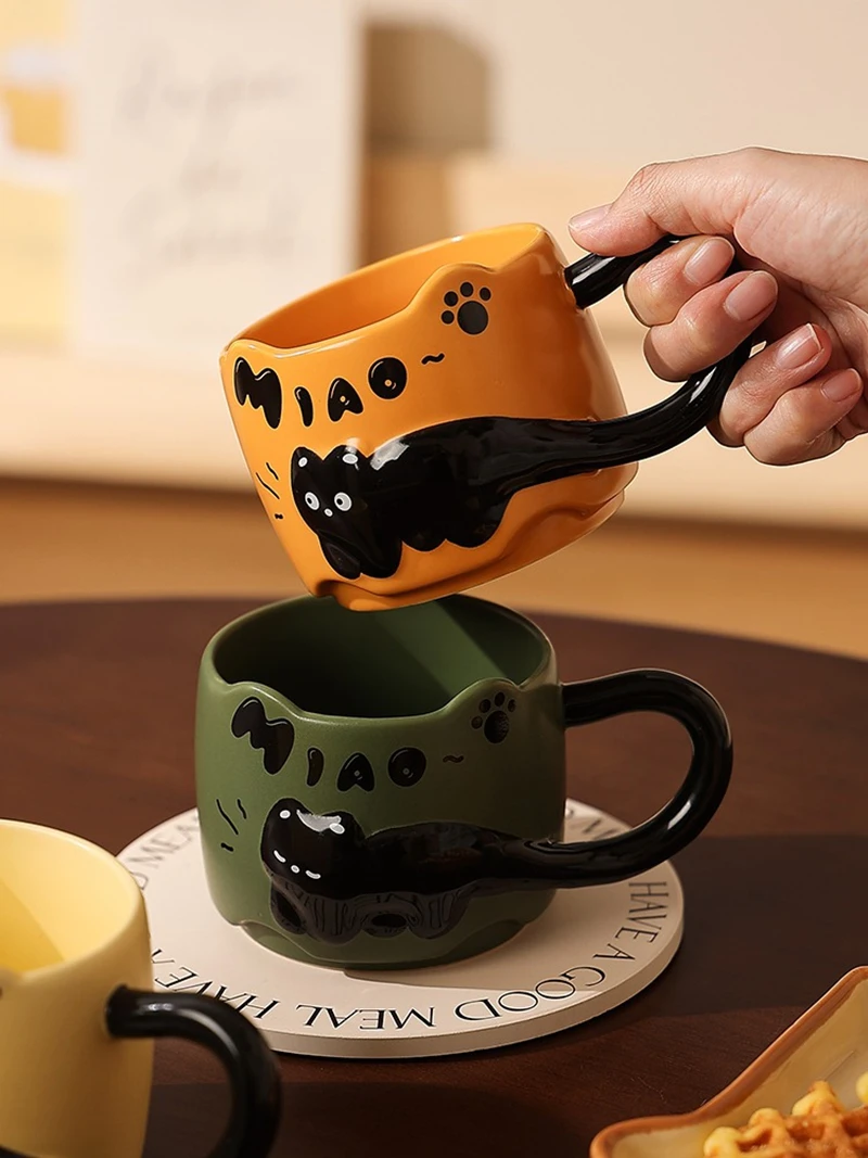 

Embossed Kitten Cup Mug Cute And Creative Couple Water Cup Ceramic Office Coffee Cup