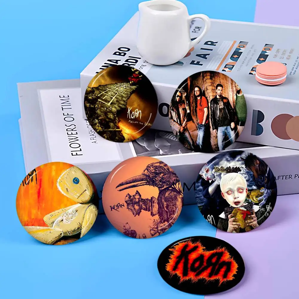 Rock Band K-Korn Cartoon Brooches Anime Badge Round Handmade Brooch Lapel Pins Jewelry for Backpack Clothes Gifts