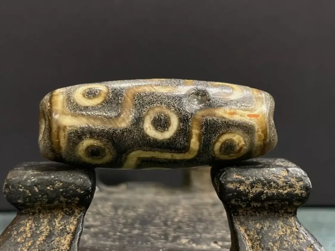 Old Tibetan Nepalese Himalayan Ancient 9 eye Old Dzi Talisman Beads Amulet