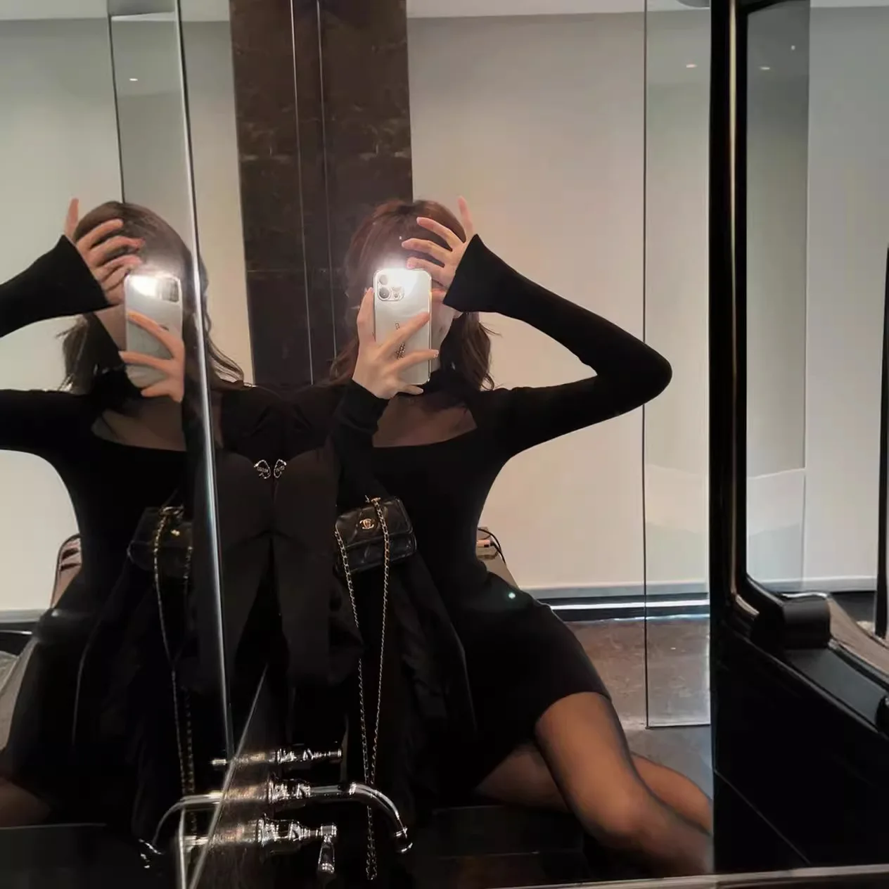 6663 Sukienka z półgolfem, prześwitująca siateczka, czysta sensualność, seksowna, wyszczuplająca talię, elastyczna, dzianinowa, do noszenia pod ubraniem, obcisła, krótka spódniczka