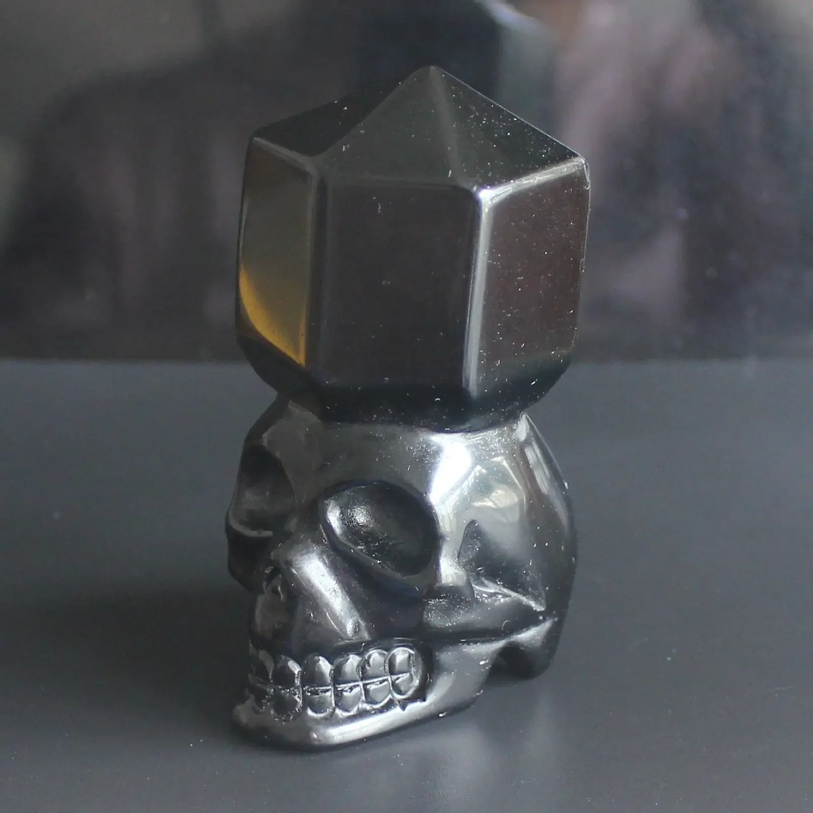 Hand Carved Obsidian Hexagonal Point Wand Skull Figurine Carving