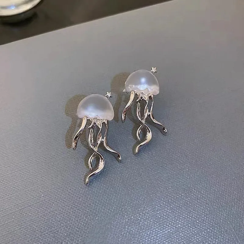 Deep Sea Jellyfish Geometric Stud Earrings for Women Korean Creative Design Temperament Personality Jewelry Girl Gift Brincos