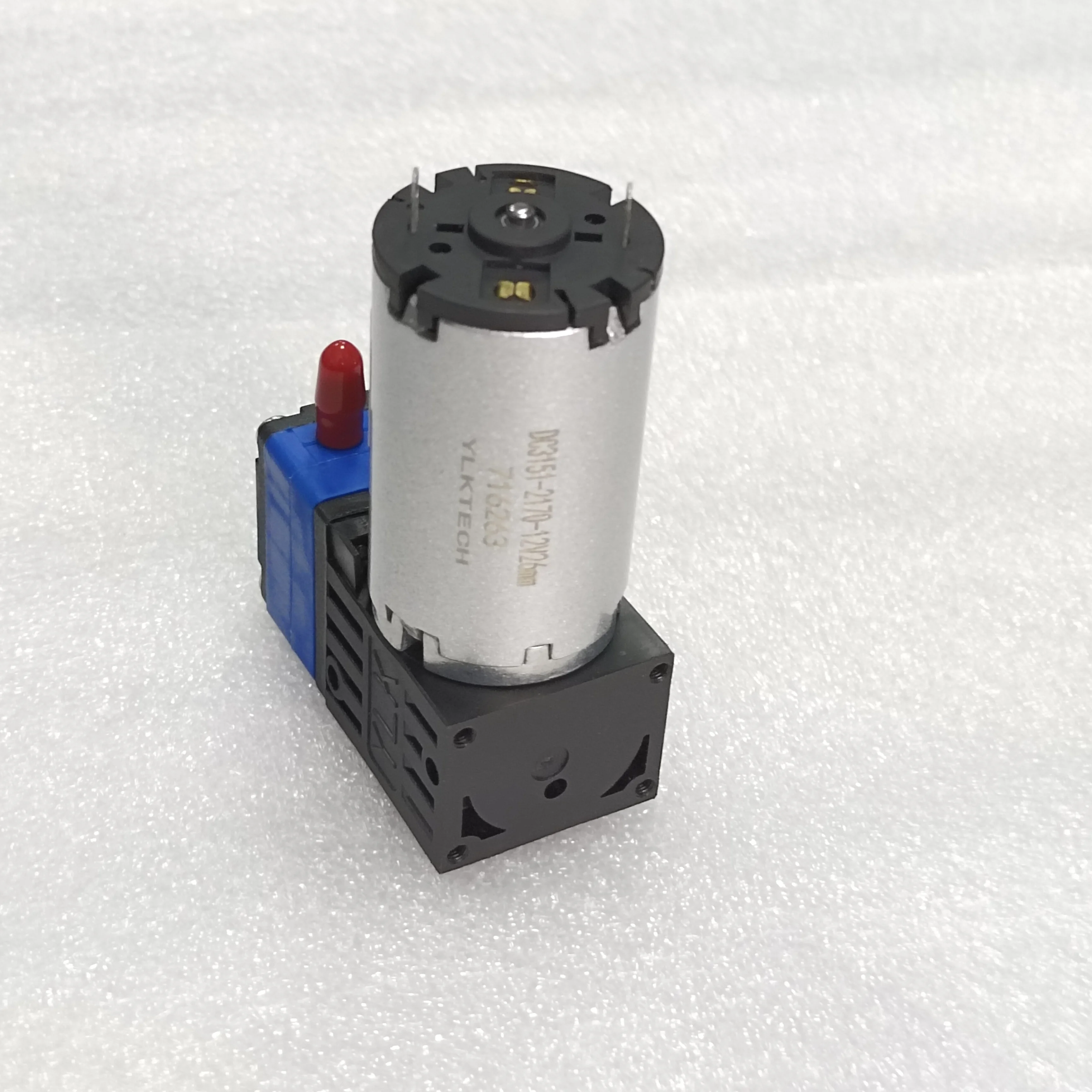 pompe-a-liquide-a-membrane-dl310eedc-24-v-pour-l'analyse-des-fluides-le-traitement-des-eaux-usees-et-les-applications-industrielles