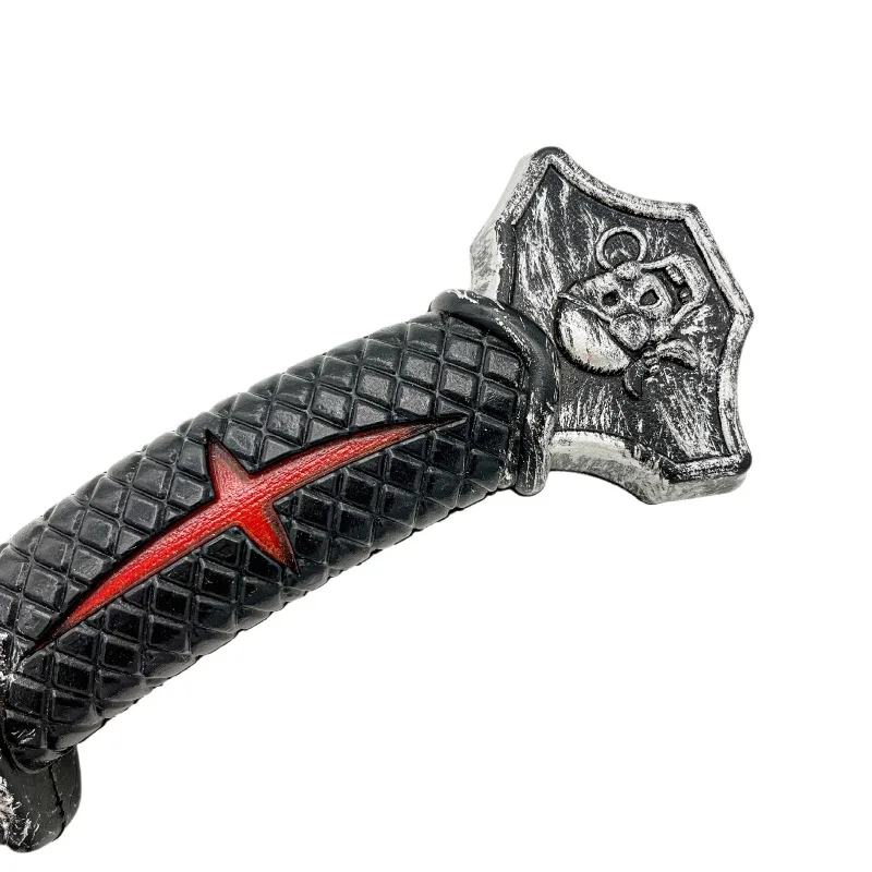 56 cm/22.05in Schedel Speelgoed Mes Assassin Anime Model Rekwisieten Randapparatuur Kunststoffen Halloween Collectible Verjaardag Decoratie Jongens Gift