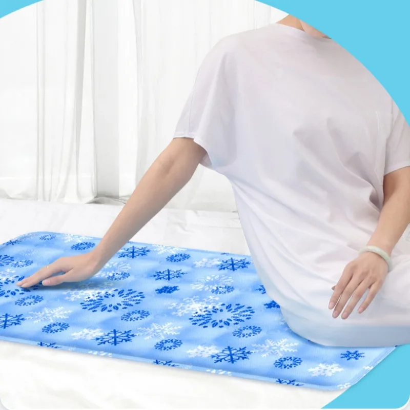 تحويل نومك مع وسادة مرتبة تبريد الثلج الصيفية لدينا! حصيرة البرد المصنوعة من الجل للمساكن والمنازل