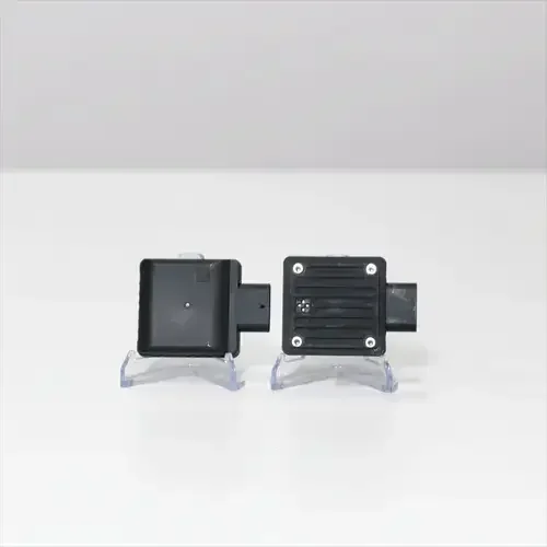 77GHz Car Blind Spot Radar Sensor 120m Long Range BSD LCA RCTA for Automotive Safety System