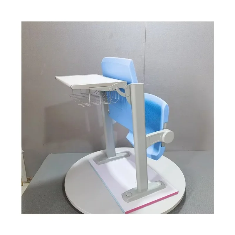 Cinema virtual reality chair with folding table