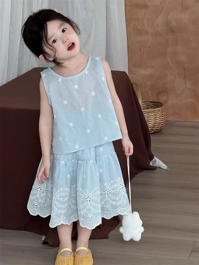

2025 Summer New Children Clothing Girls Flying Sleeve Skirt Set Korean Children Doll Shirt Embroidered Long Skirt Two Piece Set