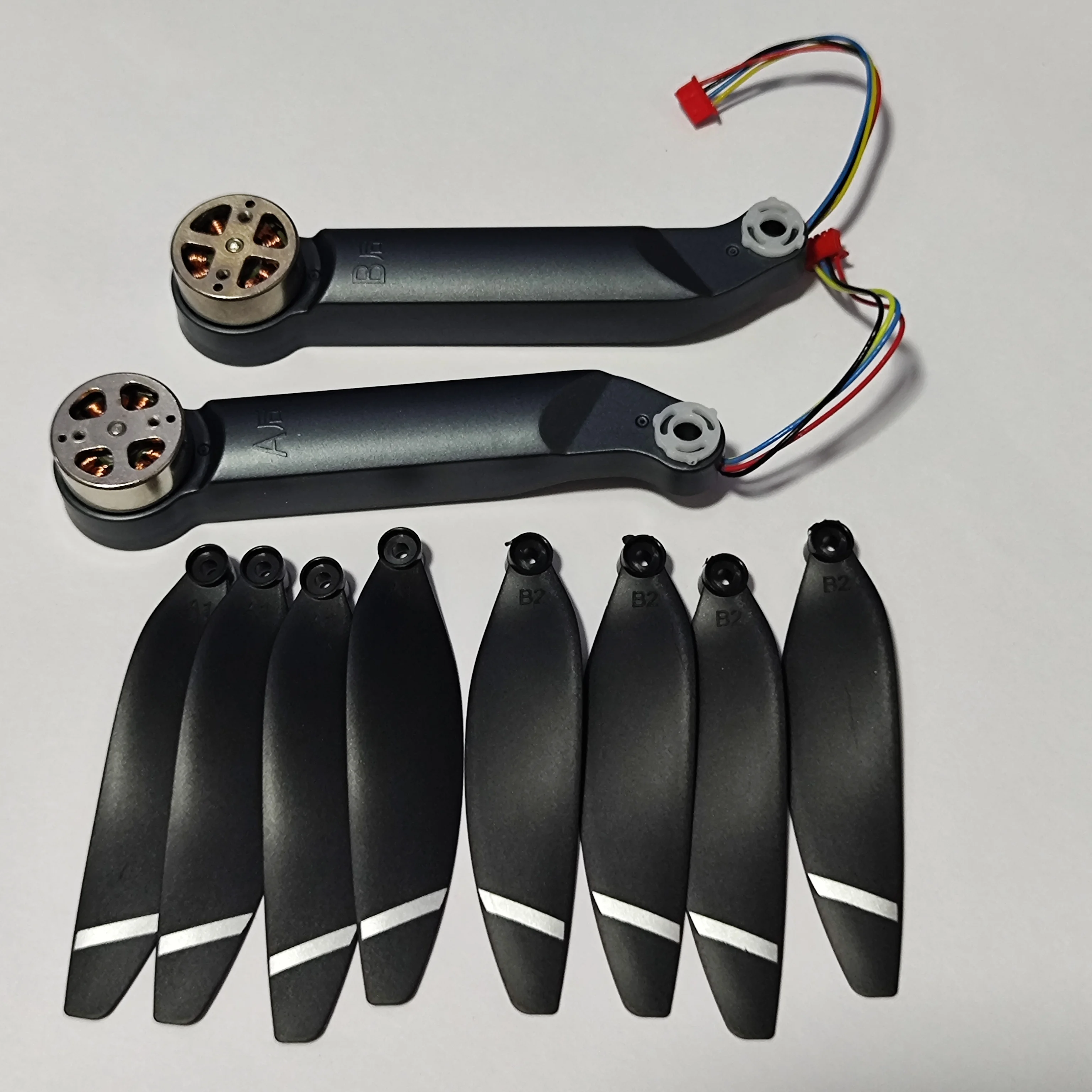 

2PCS Four Axis Quadcopter Rear Arm AB + Propellers 8PCS Blade Accessories for S136 GPS Brushless RC Drone