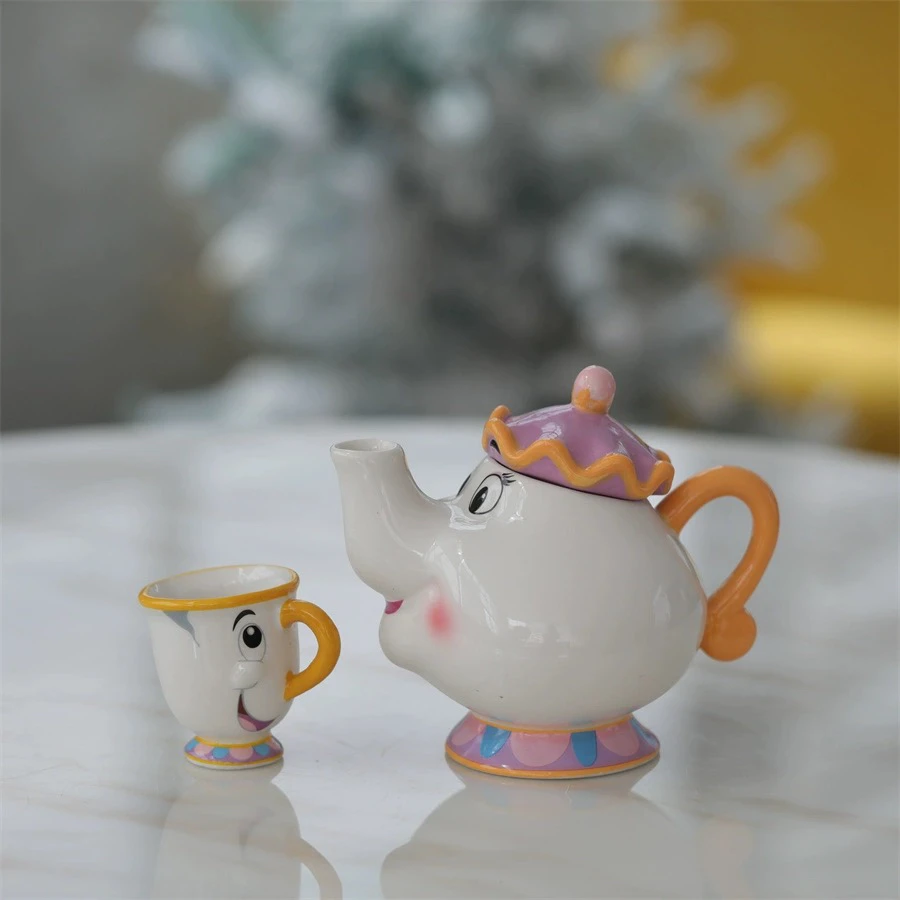 

Beautiful Beast Large Capaci Cerc Coffee Cup Set with Tea Pot And Archie Cup Cute Cartoon Lady Tea Set American Sle