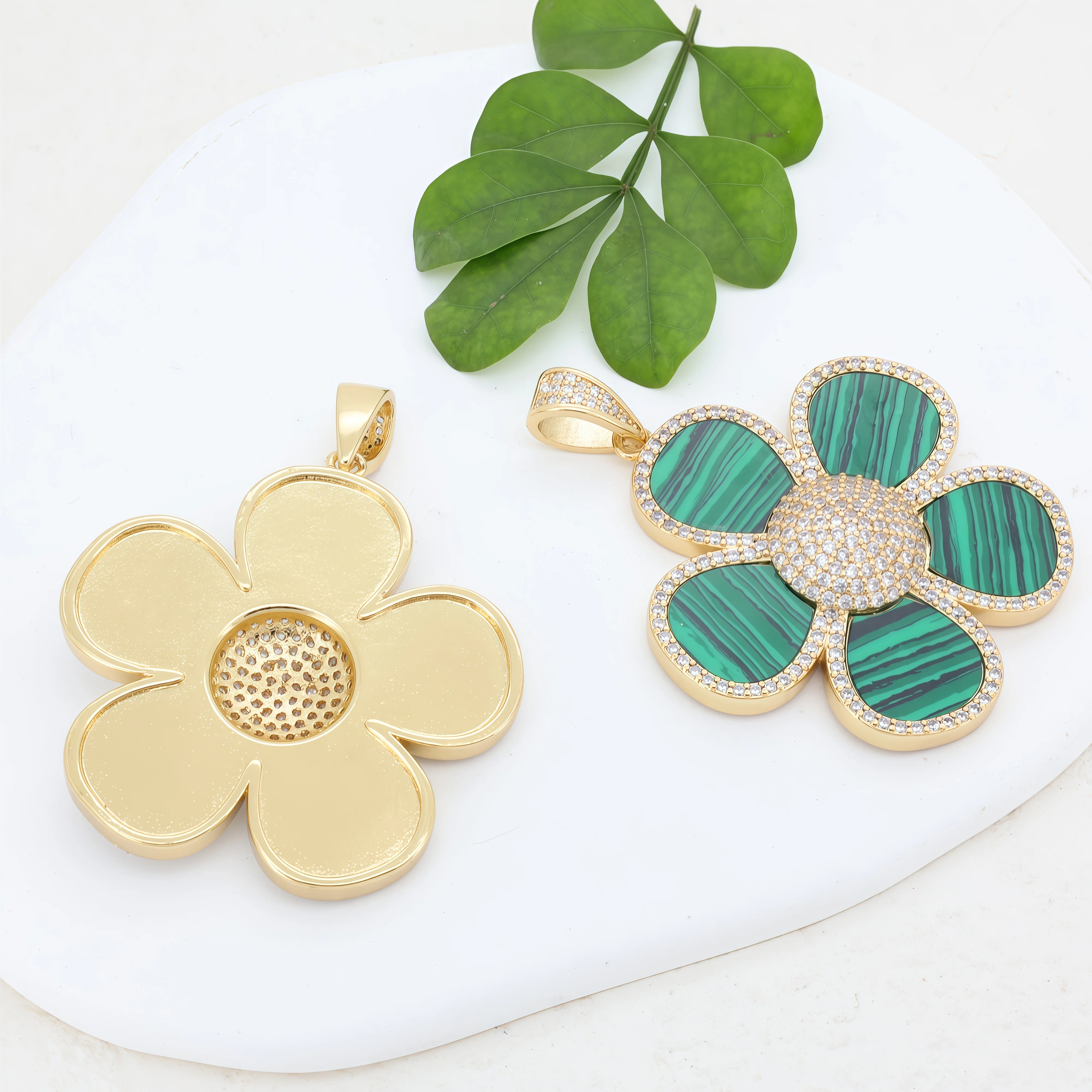 DIY necklace pendant European and American cross-border fashion flower necklace pendant copper inlaid natural shell - view 3