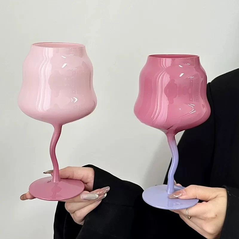 Creative cute girl heart macaron color goblet niche cup