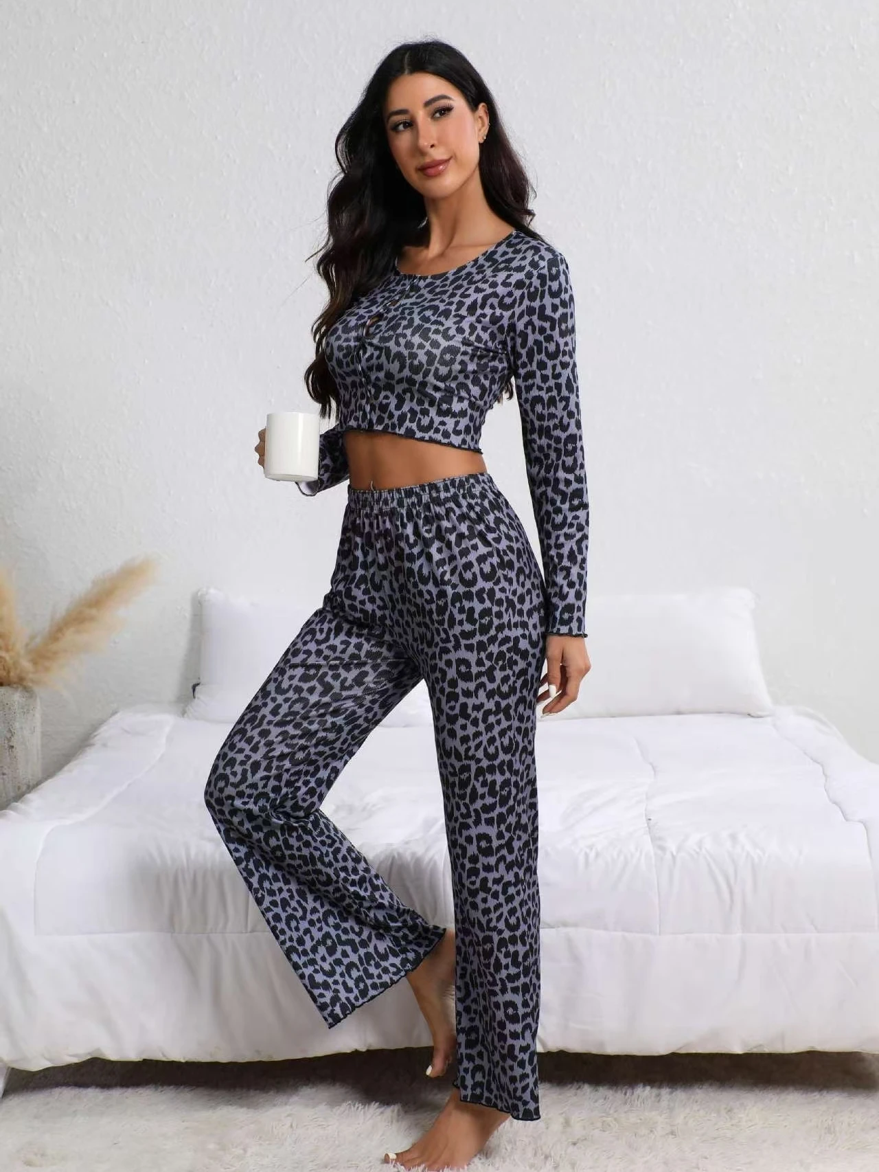 

Leopard Print Long Sve Top And Pants Set Faionable Casual Outfit for Young Women Thin Material Comfortable Home Wear