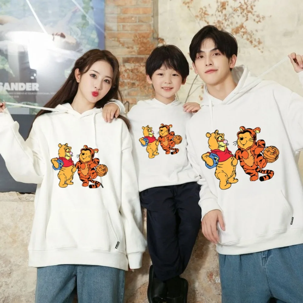 

Толстовка с принтом Винни-Пуха Disney Halloween, высококачественная повседневная и удобная мужская и женская толстовка, топ с длинными рукавами