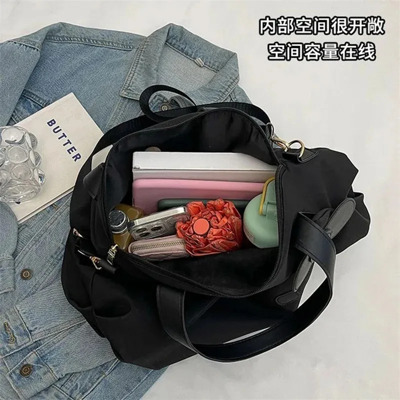 New Sanrio Hello Kitty Y2K Shoulder Bag Cute Folding Big Travel Bag San Liou Casual HandbagCartoon Versatile Handbag Portable