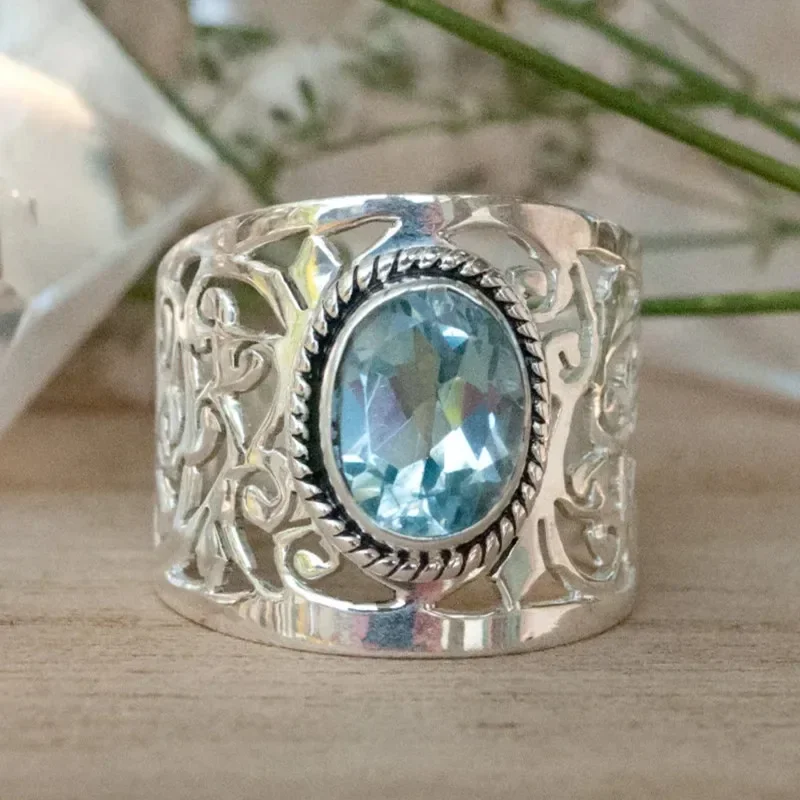 2024 Hollow Out Wide Ring with Oval Sky Blue Stone Trendy Accessories for Women Wedding Party Female Rings Statement Jewelry