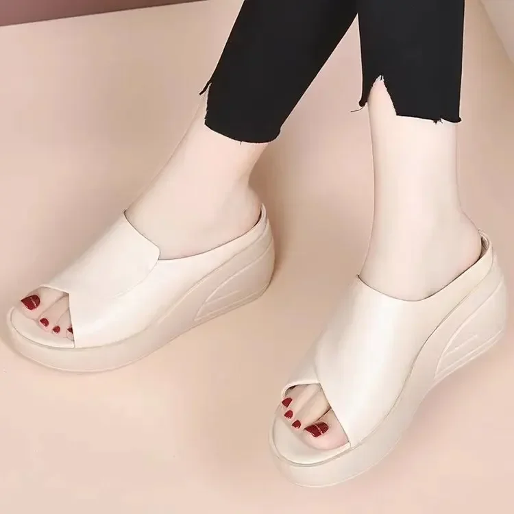 Summer New Open Toe Sexy Solid Thick Sole Slope Heel Slippers for Women Outwear Comfortable Platform Women\'s Single Shoes